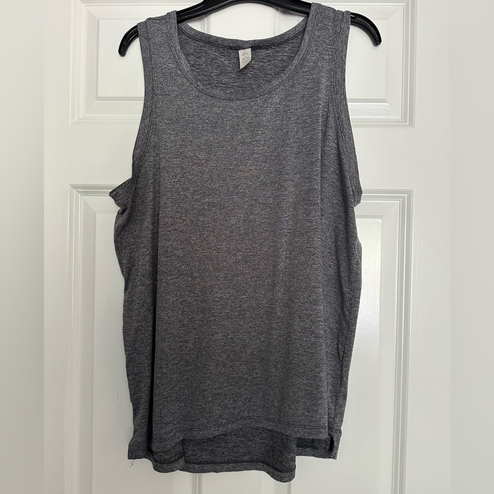 Balance Collection Woman’s Gray Tank size XL
